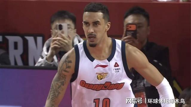 开云体育官方网站-姜伟泽27分2板2助1断 CBA吉林98-119不敌广东 奎因42分